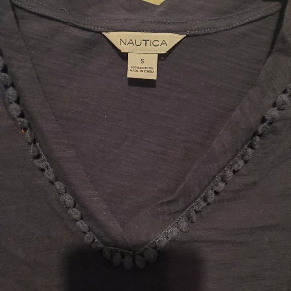 Women's Nautica size small navy t-shirt - Picture 3 of 4